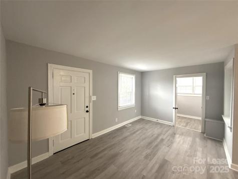 1142 Mona Drive Charlotte NC 28206