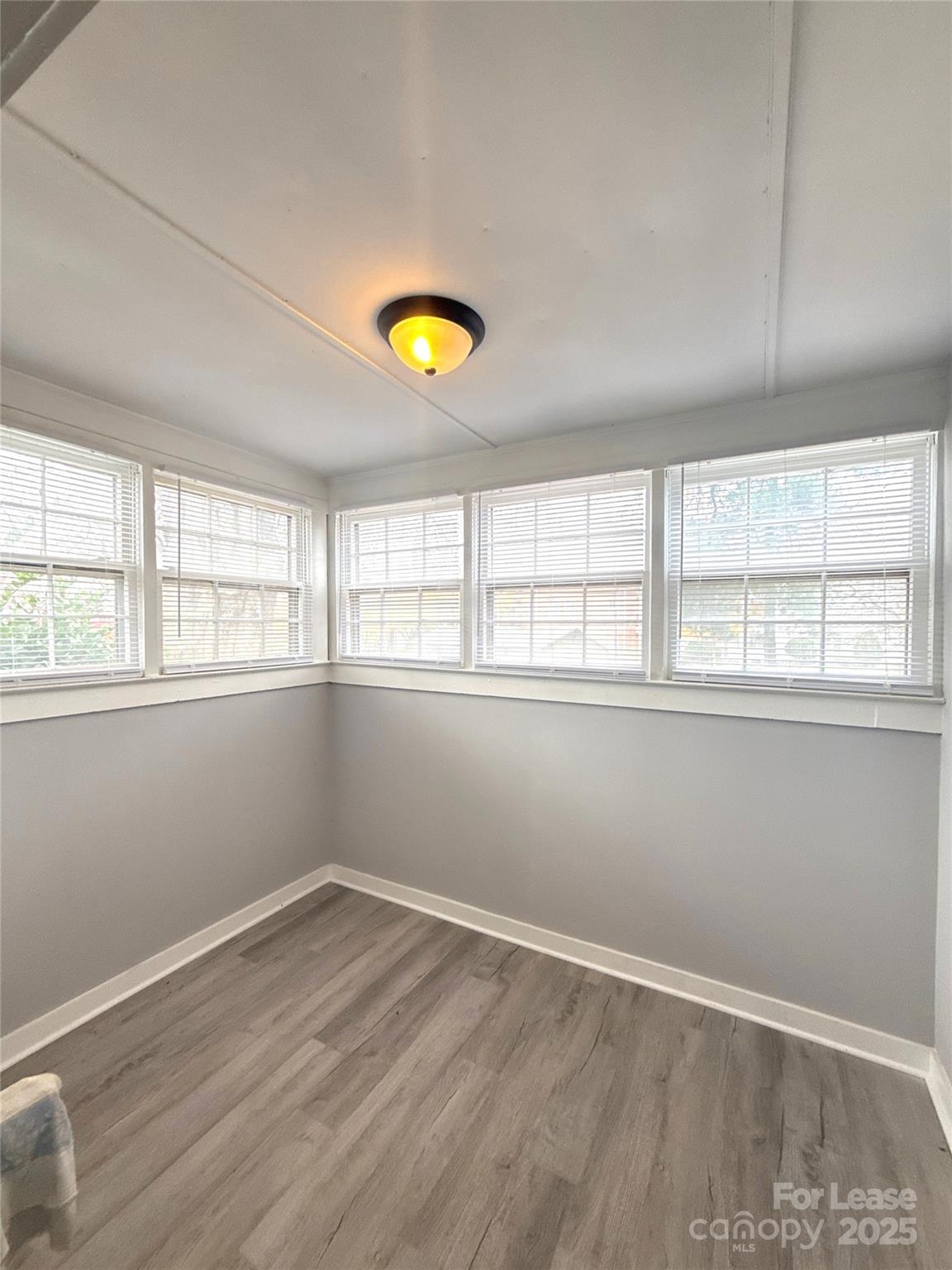 1142 Mona Drive Charlotte NC 28206