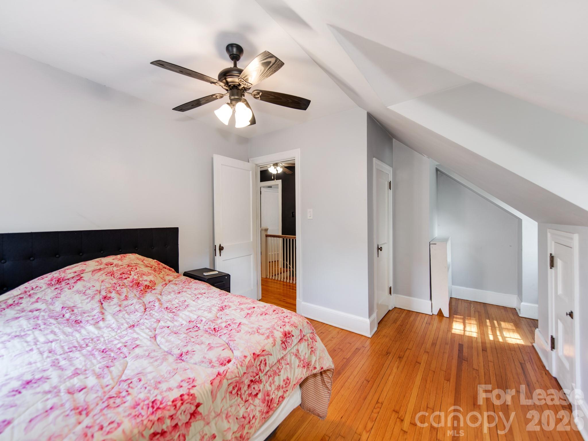 1209 Oakwood Avenue Gastonia NC 28052