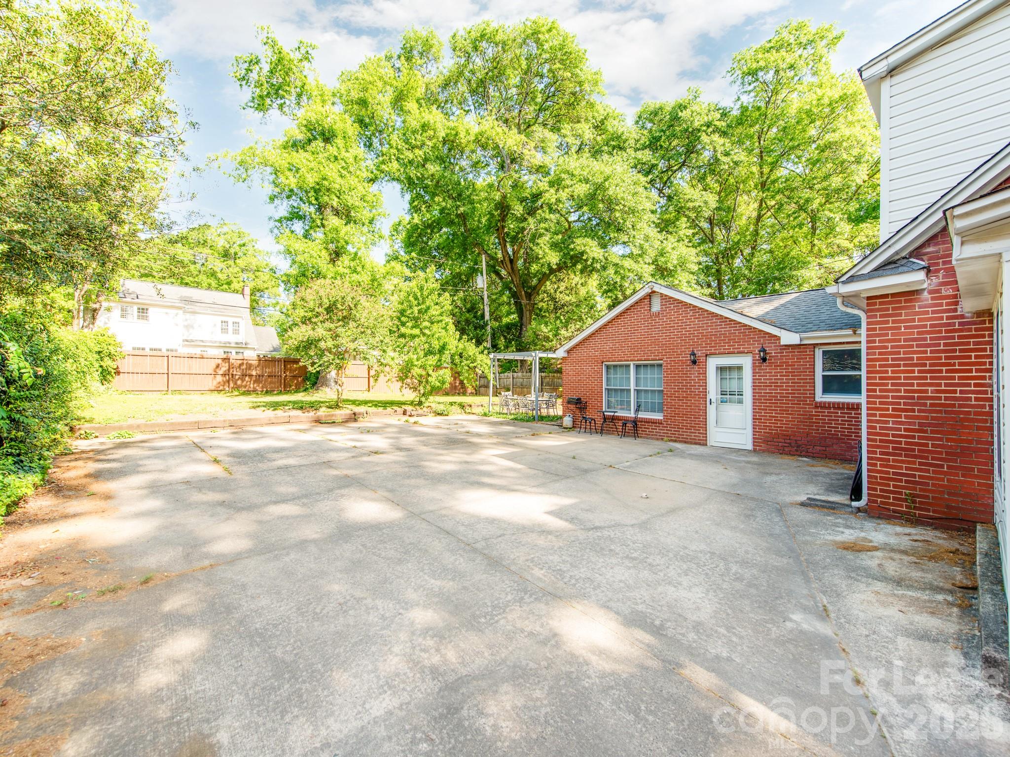 1209 Oakwood Avenue Gastonia NC 28052