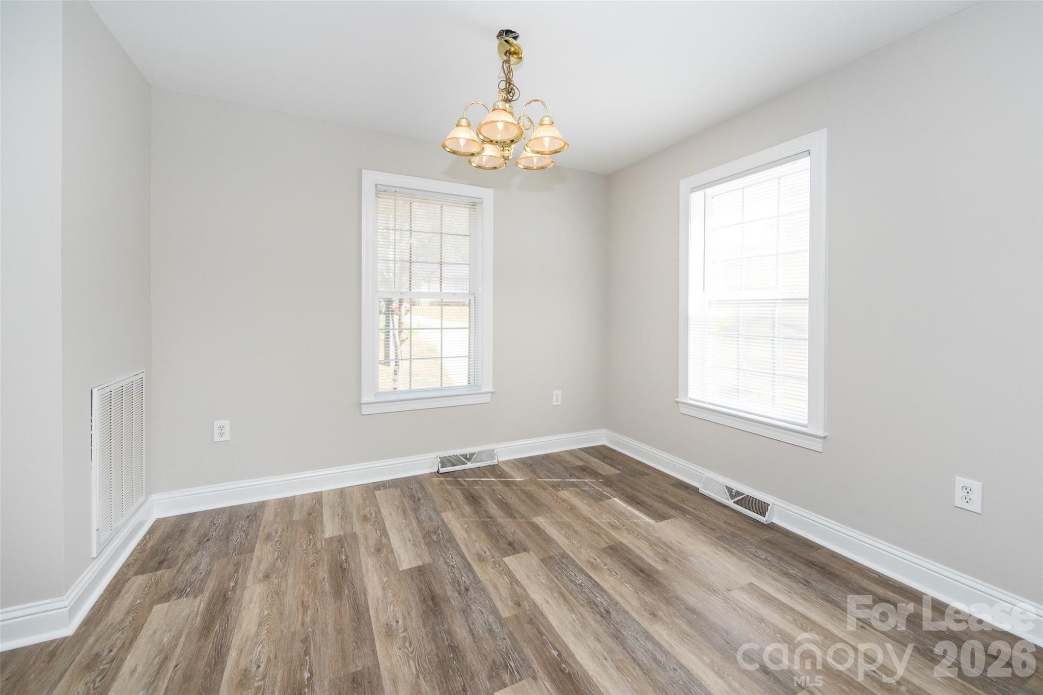 814 King Arthur Drive Gastonia NC 28056
