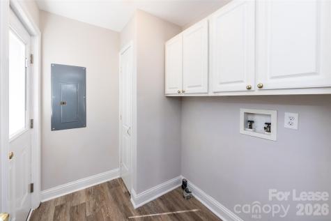 814 King Arthur Drive Gastonia NC 28056