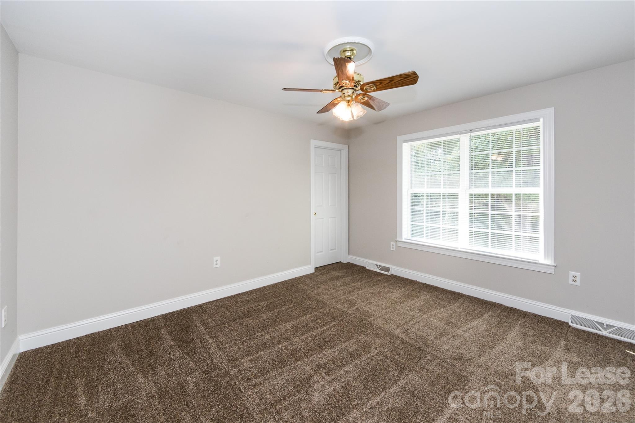 814 King Arthur Drive Gastonia NC 28056