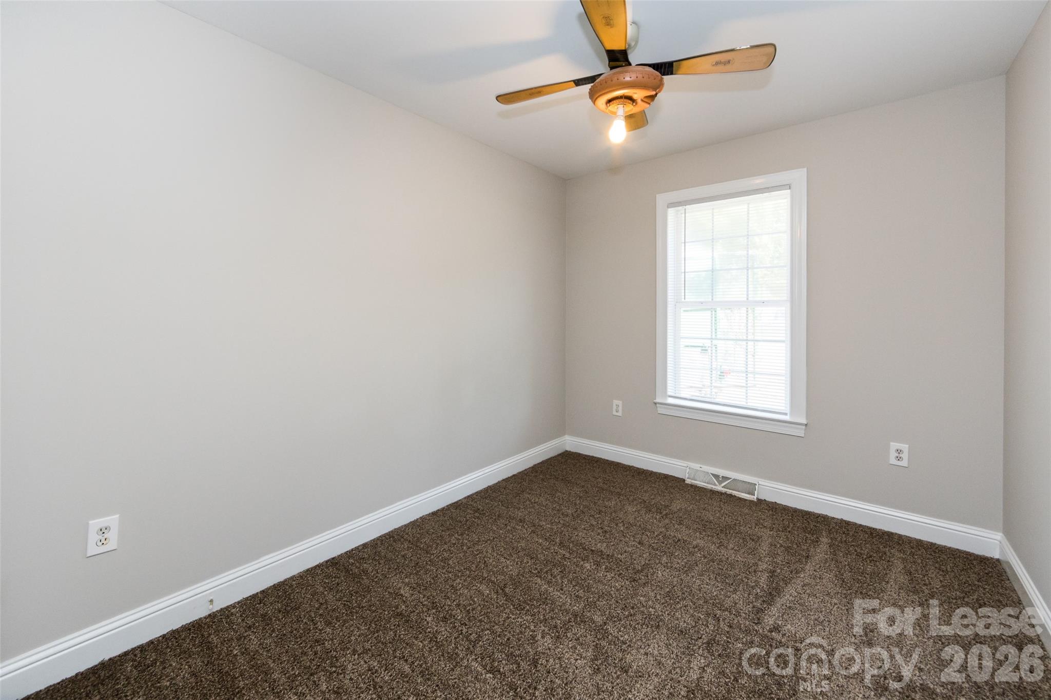 814 King Arthur Drive Gastonia NC 28056