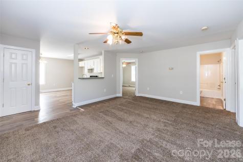 814 King Arthur Drive Gastonia NC 28056