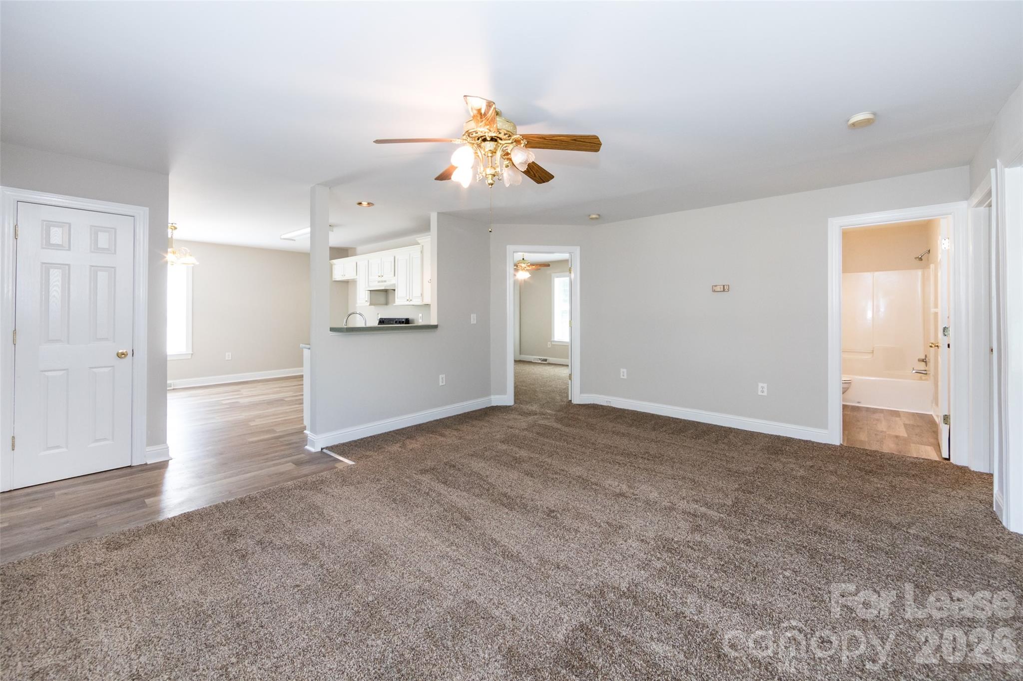 814 King Arthur Drive Gastonia NC 28056