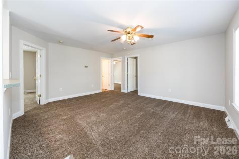 814 King Arthur Drive Gastonia NC 28056