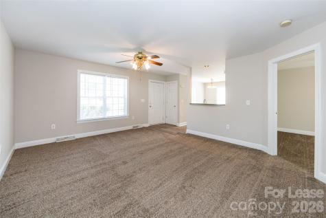 814 King Arthur Drive Gastonia NC 28056