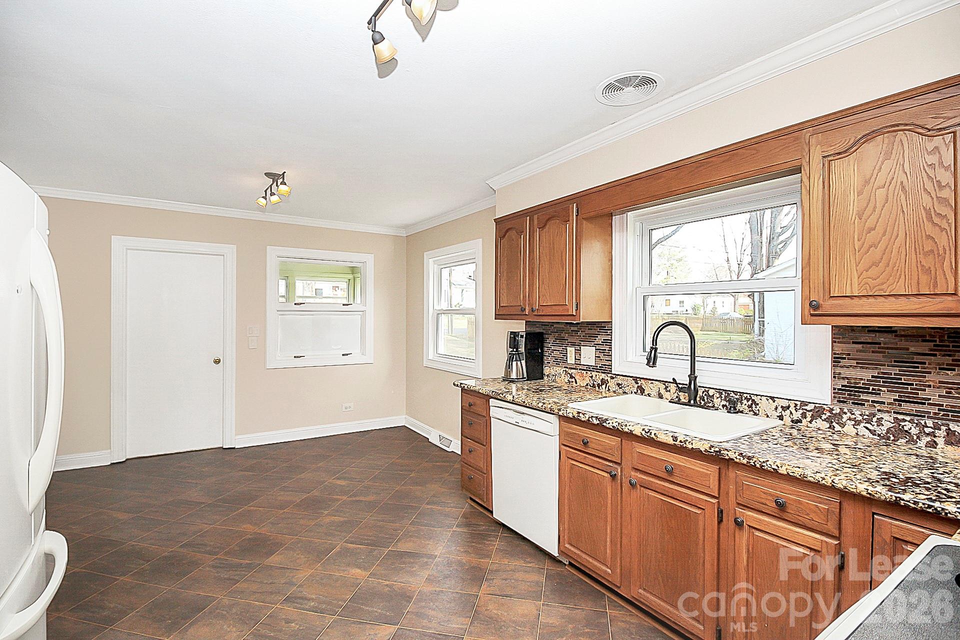 121 Marshdale Avenue SW Concord NC 28025