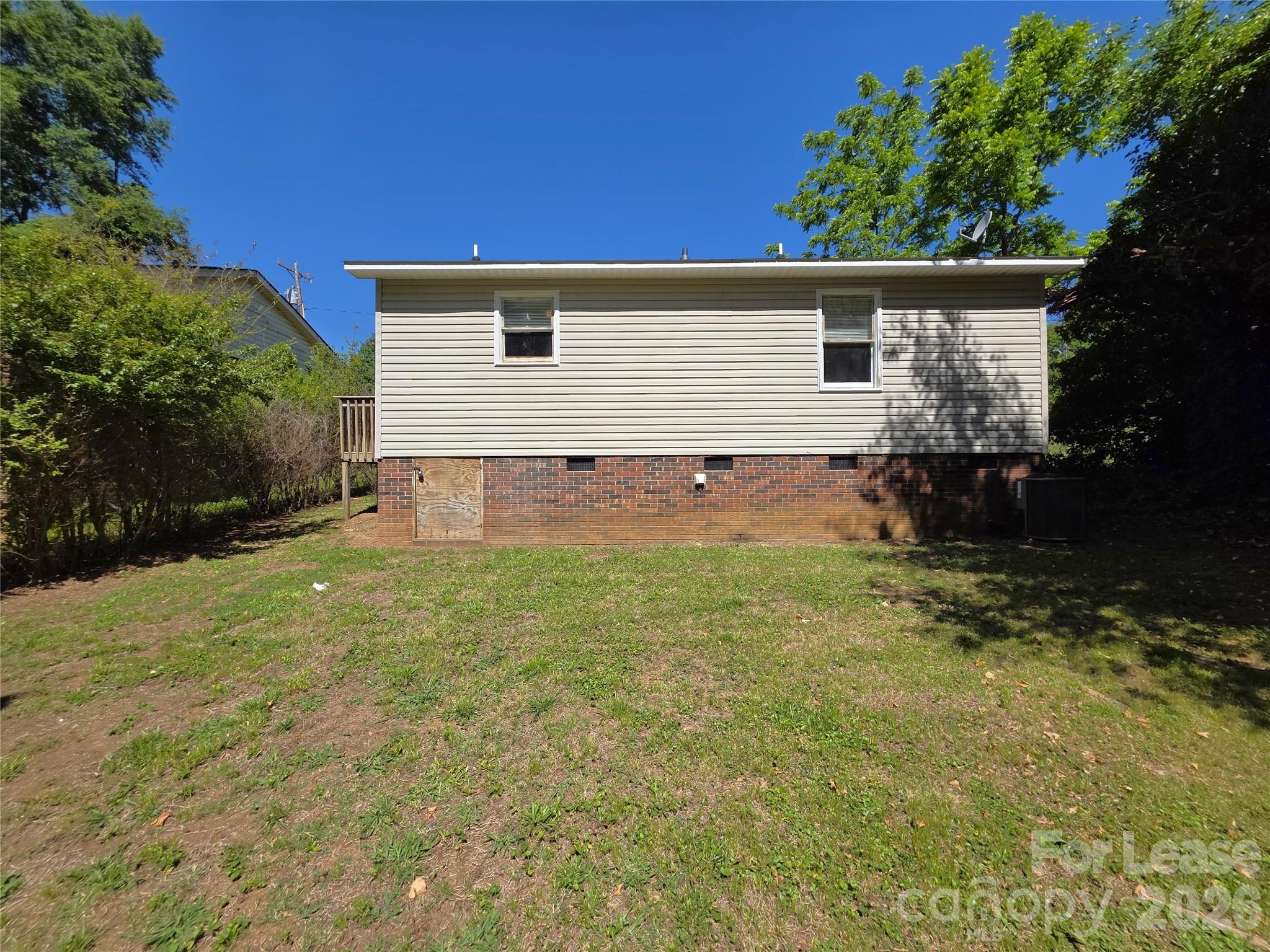 405 S Pinchback Avenue Bessemer City NC 28016