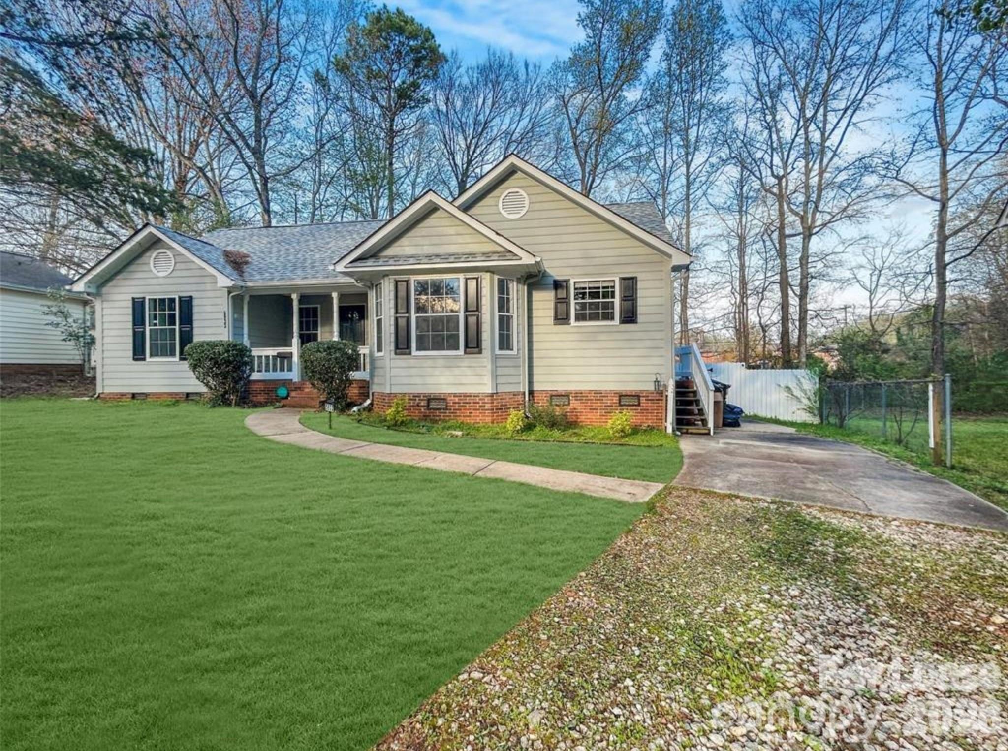 5933 Ruth Drive Charlotte NC 28215