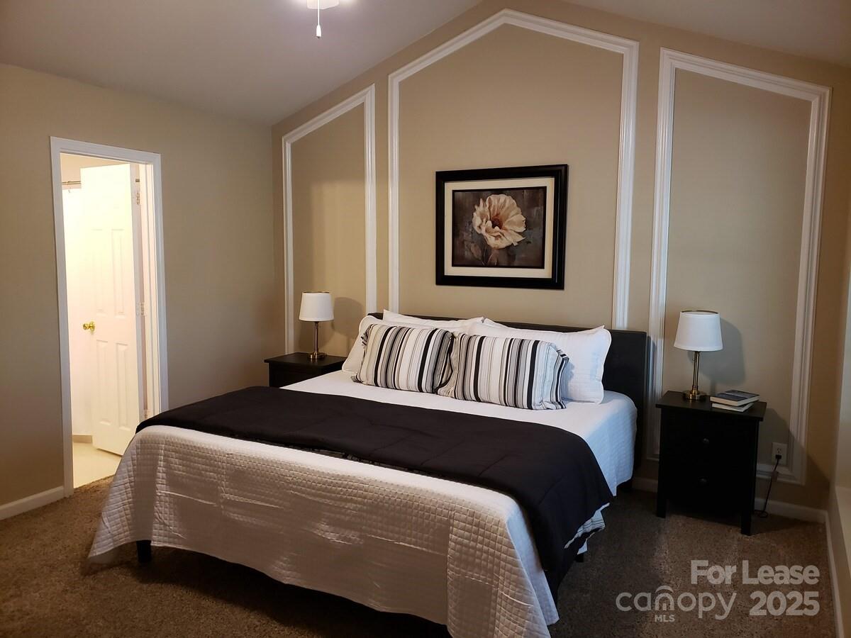 10643 Greyhound Drive Charlotte NC 28269