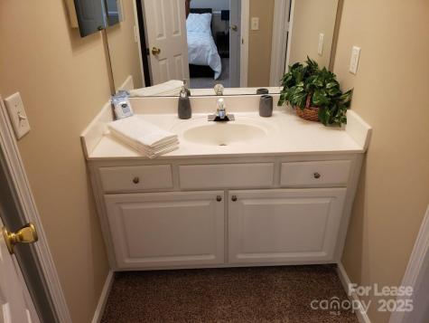 10643 Greyhound Drive Charlotte NC 28269