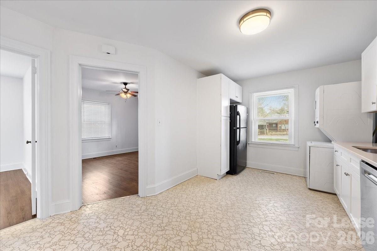 5711 Oak Drive Charlotte NC 28216