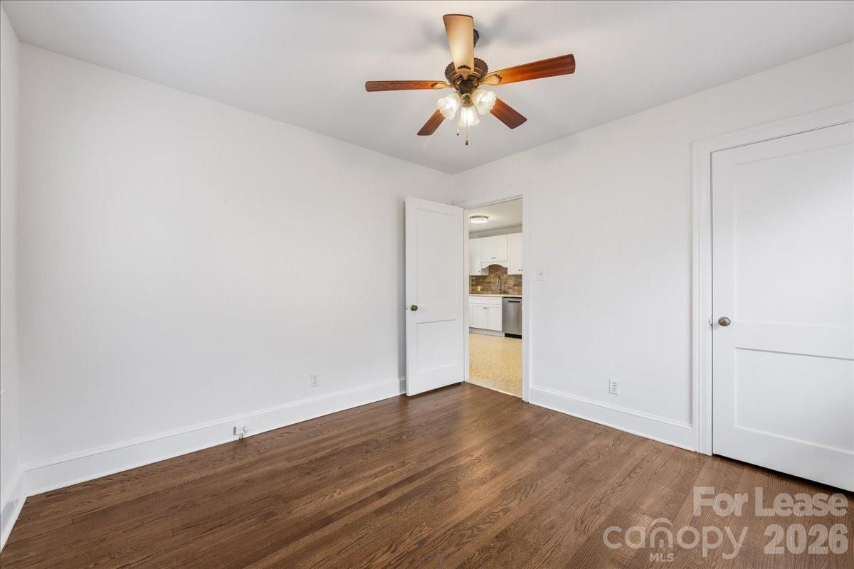5711 Oak Drive Charlotte NC 28216
