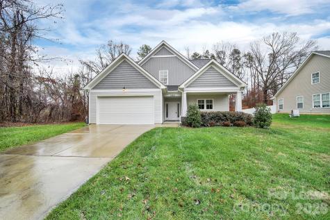 10615 Forest Drive Matthews NC 28105