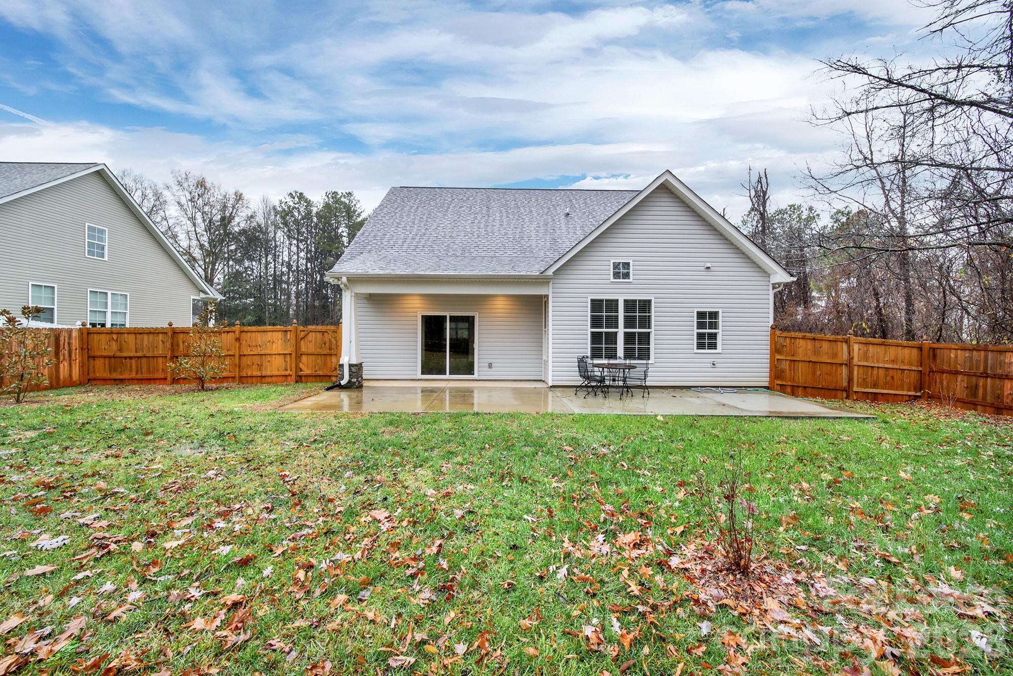 10615 Forest Drive Matthews NC 28105