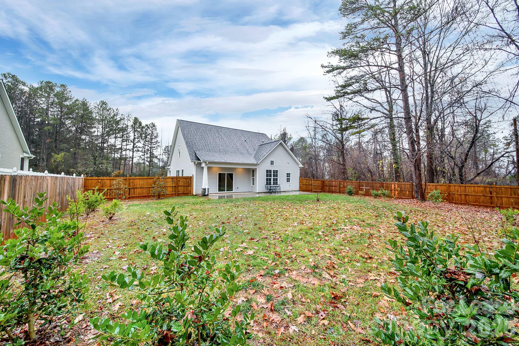 10615 Forest Drive Matthews NC 28105