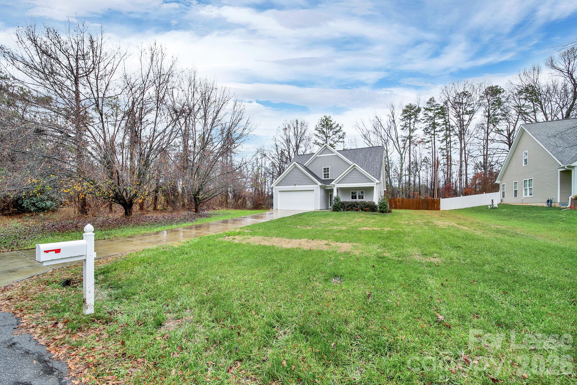 10615 Forest Drive Matthews NC 28105