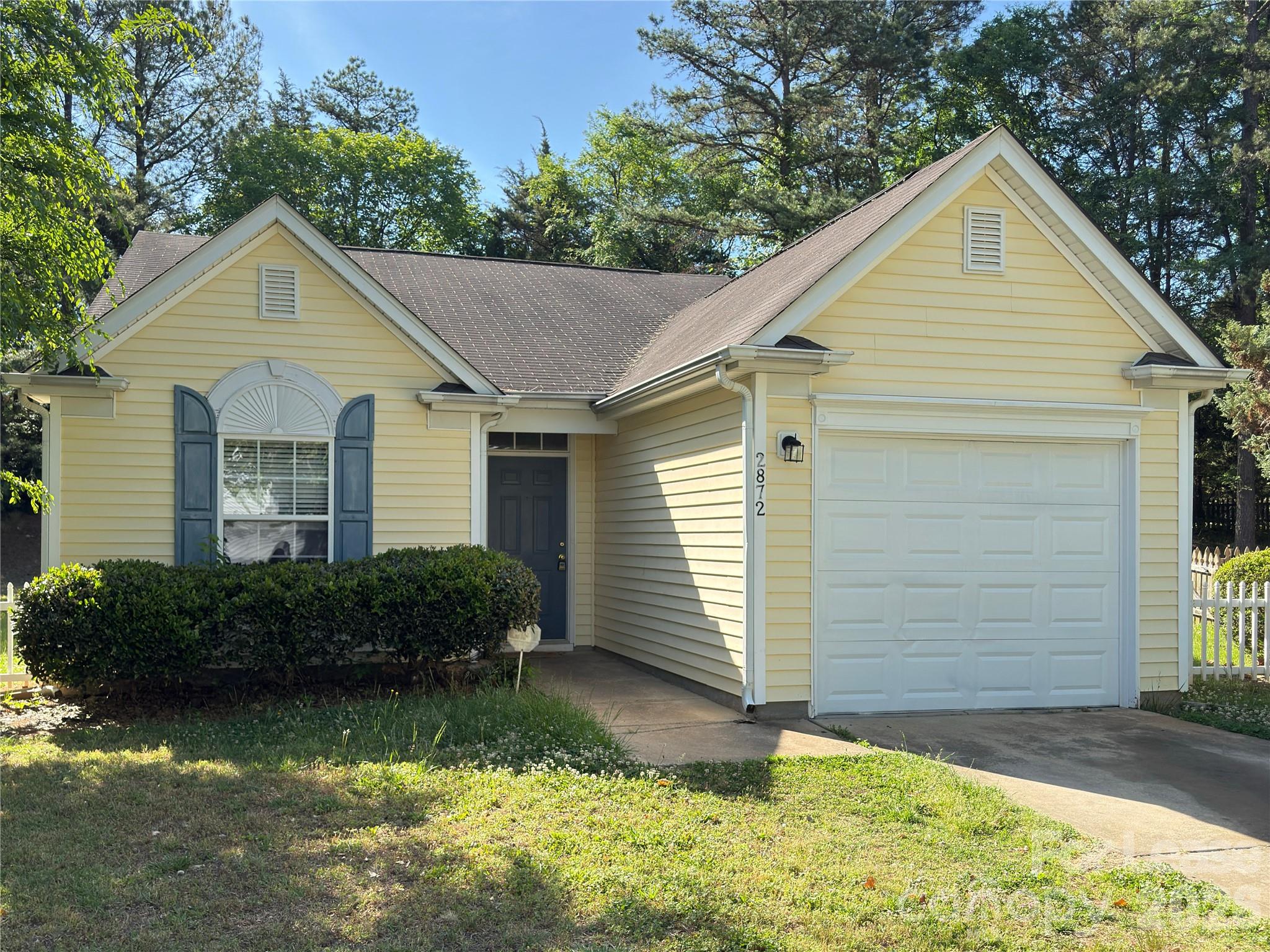 2872 Oasis Lane Charlotte NC 28214