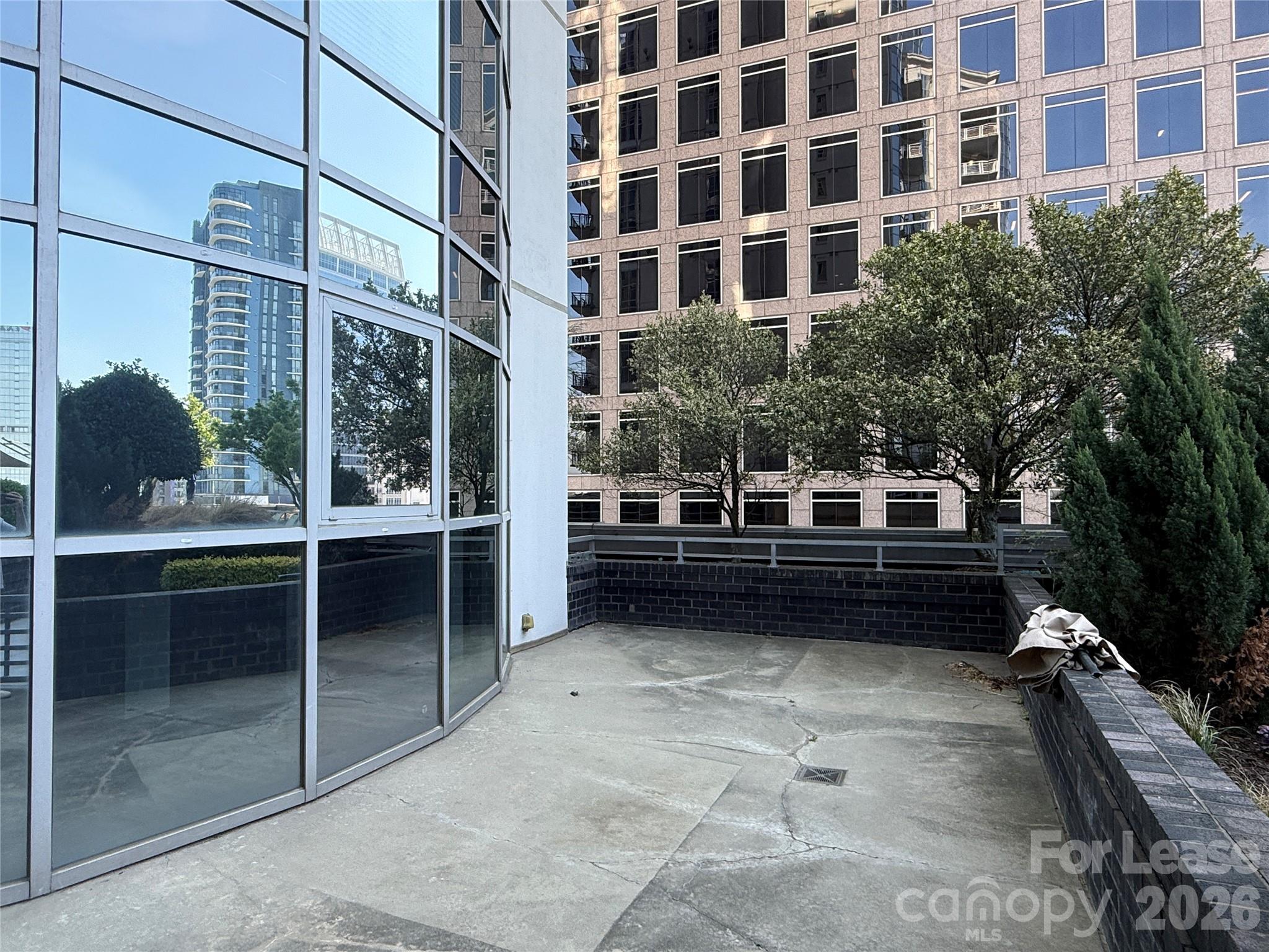 333 W Trade Street Charlotte NC 28202