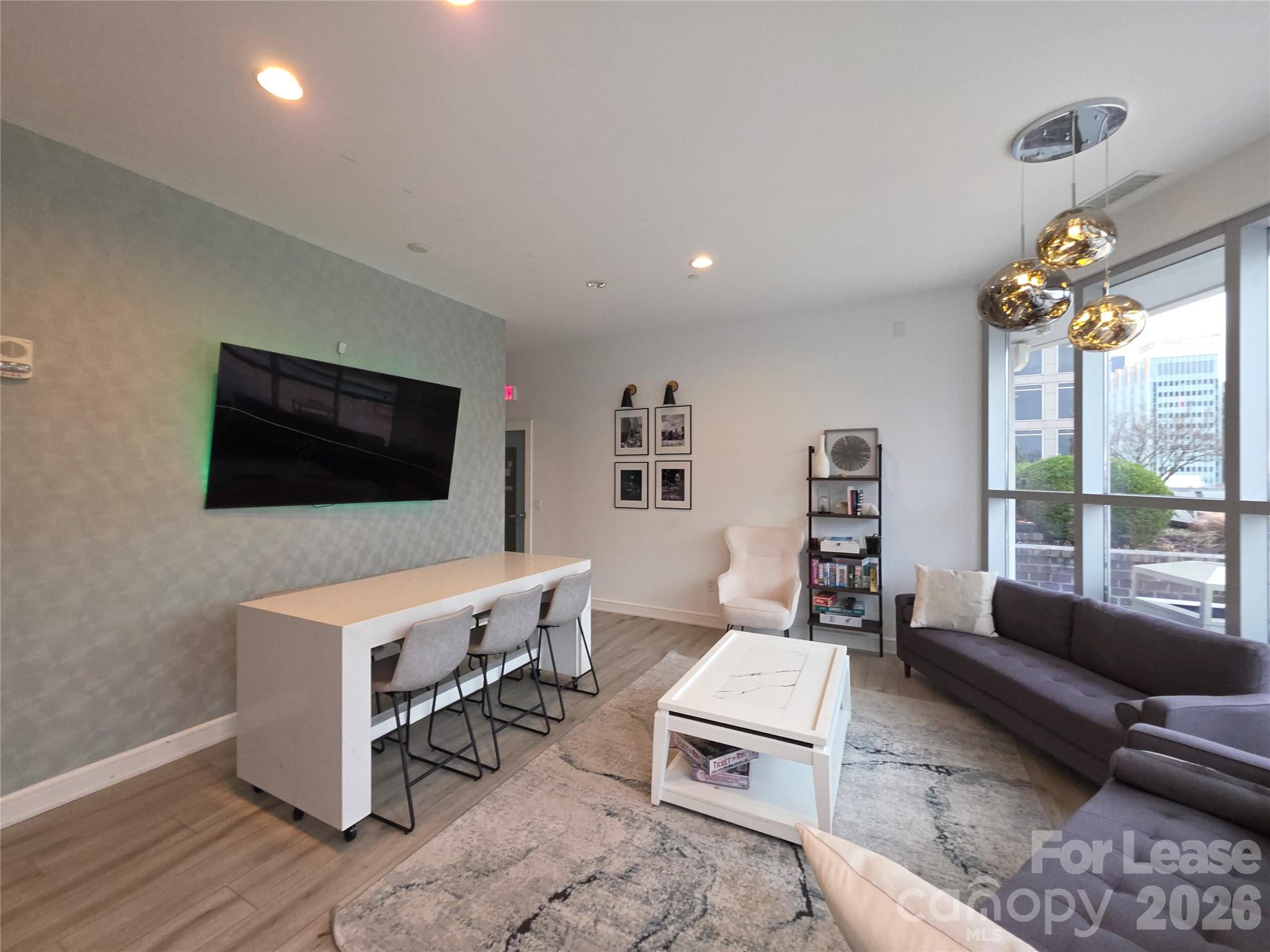 333 W Trade Street Charlotte NC 28202