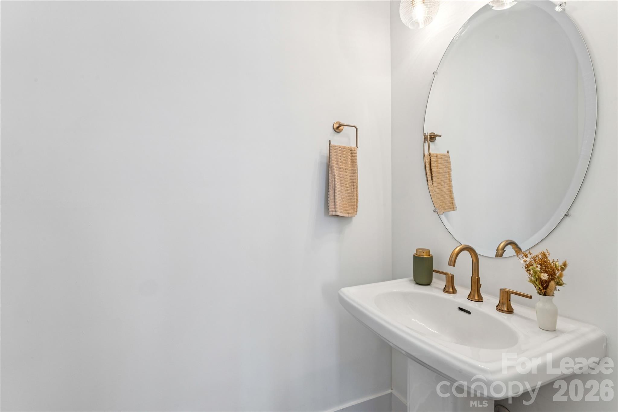 5015 Grayton Alley Charlotte NC 28206