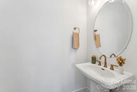 5015 Grayton Alley Charlotte NC 28206