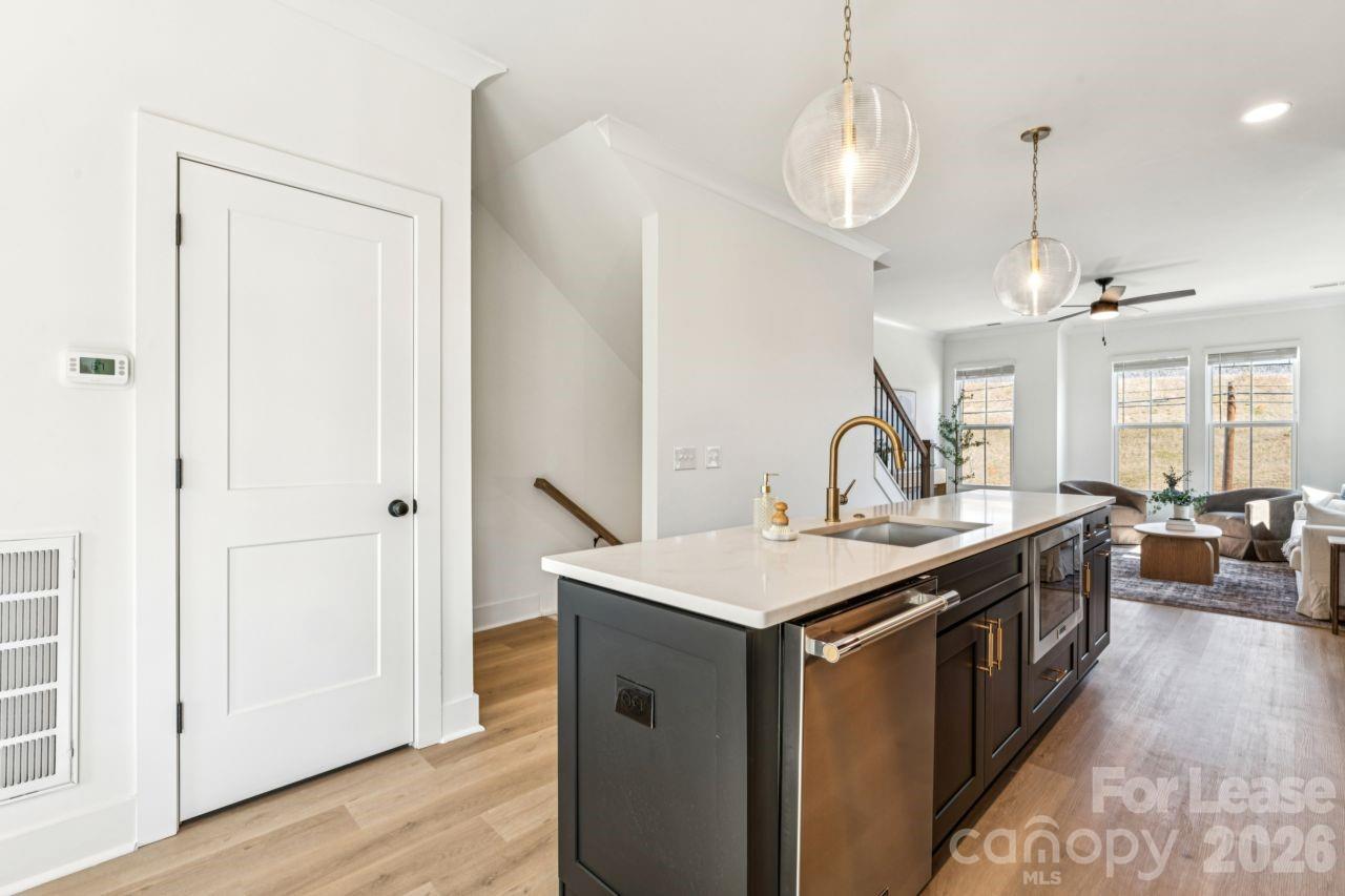 5015 Grayton Alley Charlotte NC 28206