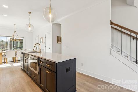 5015 Grayton Alley Charlotte NC 28206