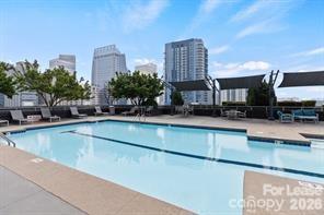 333 W Trade Street Charlotte NC 28202