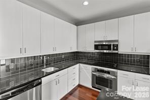 333 W Trade Street Charlotte NC 28202