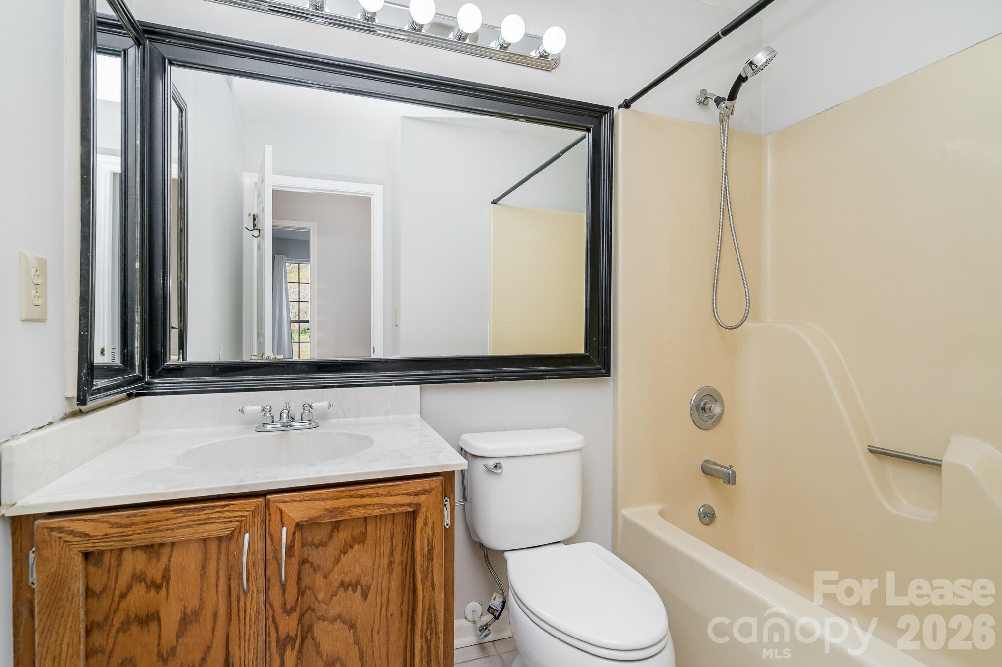 11100 Deerpath Court Charlotte NC 28262