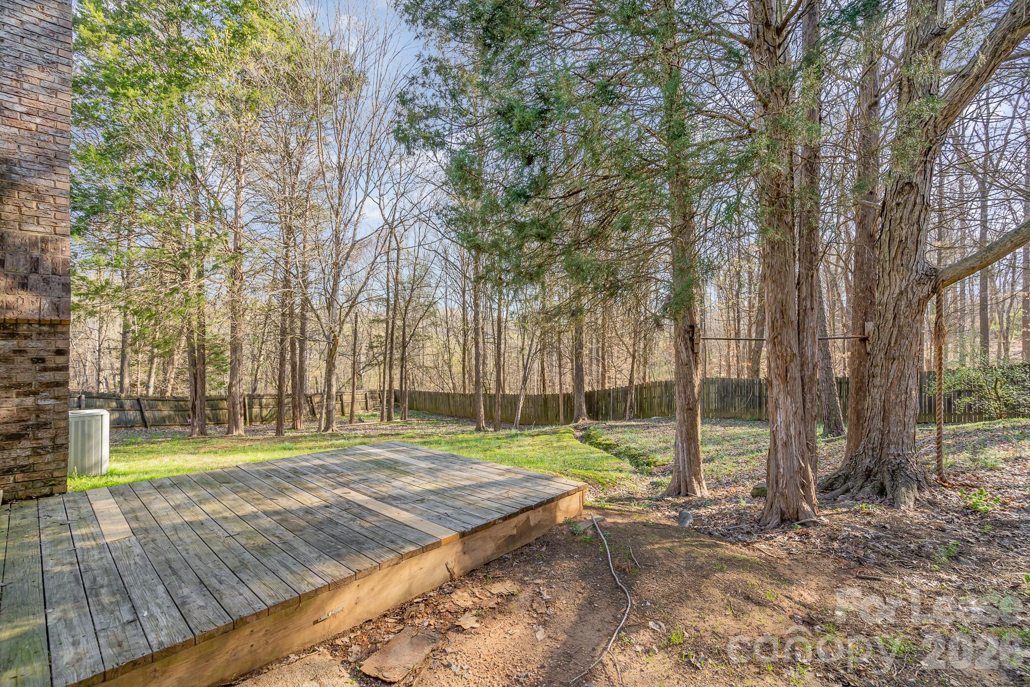 11100 Deerpath Court Charlotte NC 28262