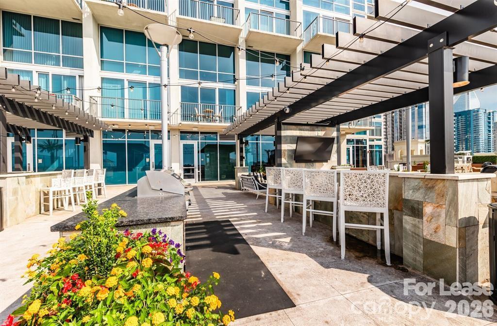 215 N Pine Street Charlotte NC 28202