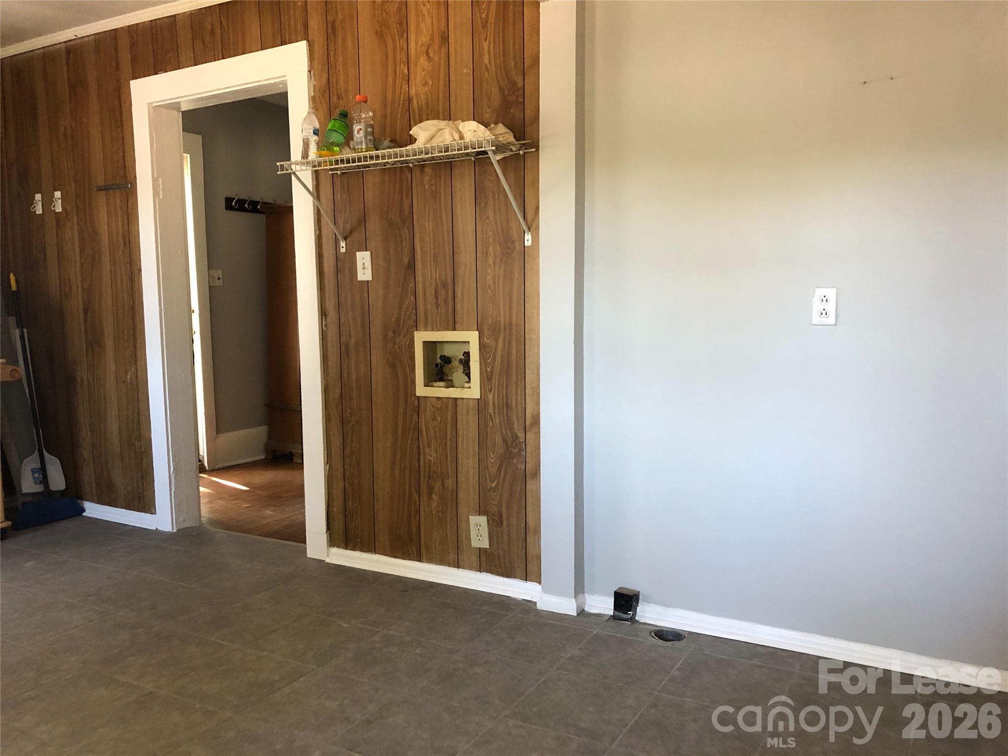 408 W Charlotte Avenue Mount Holly NC 28120