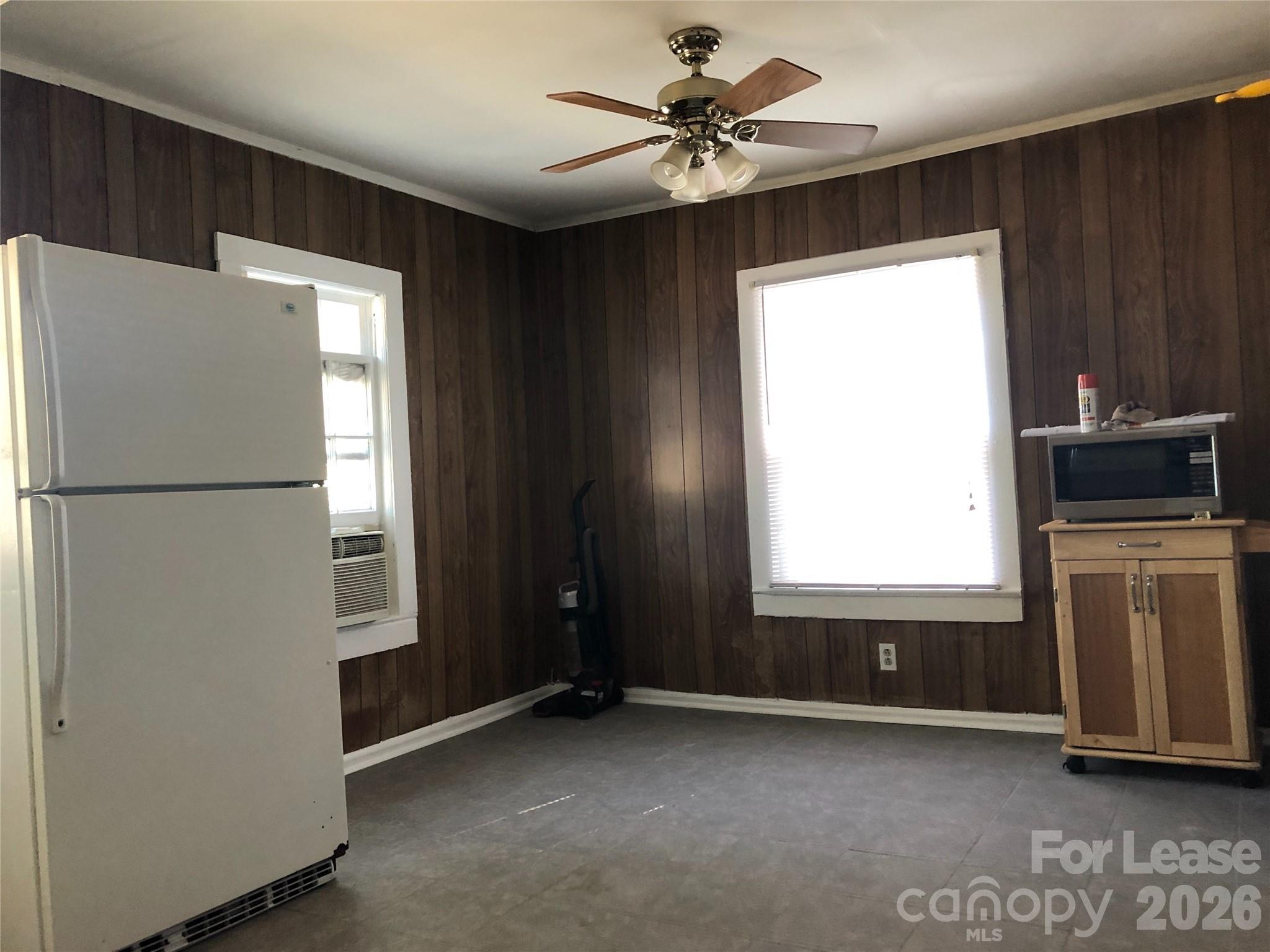 408 W Charlotte Avenue Mount Holly NC 28120