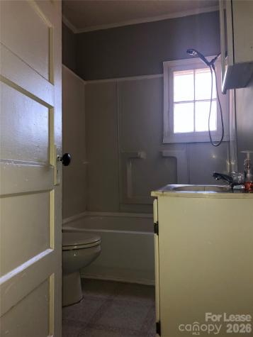 408 W Charlotte Avenue Mount Holly NC 28120