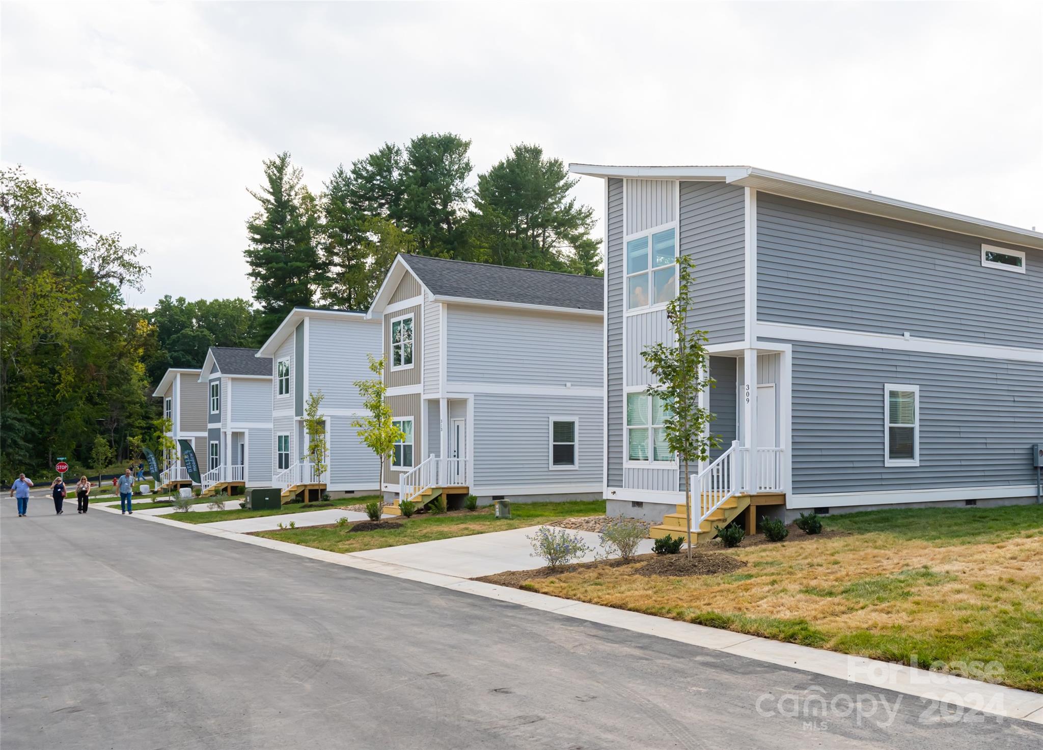 223 Cherrywood Way Asheville NC 28806