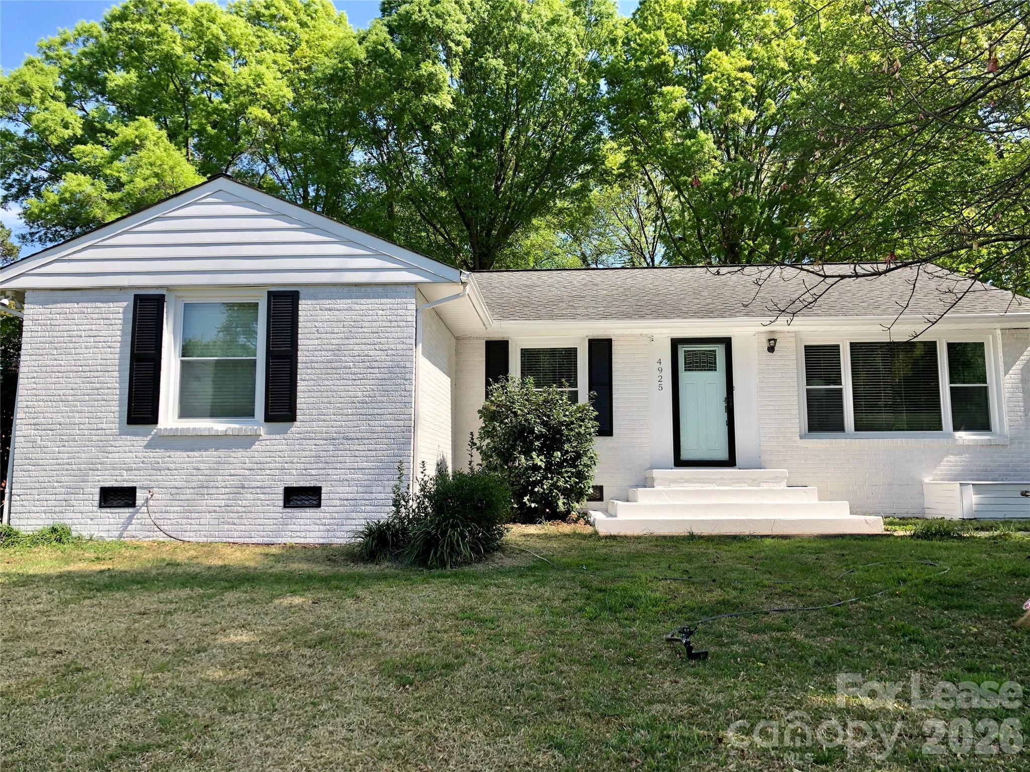 4925 Vincent Lane Charlotte NC 28210