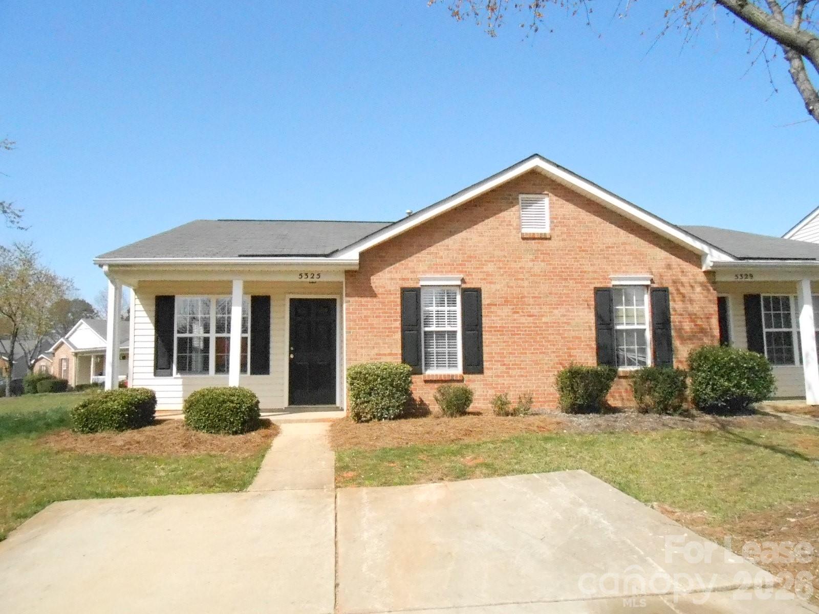 5325 Harris Cove Drive Charlotte NC 28269