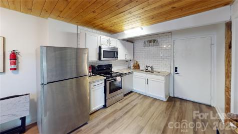201 S Hoskins Road Charlotte NC 28208