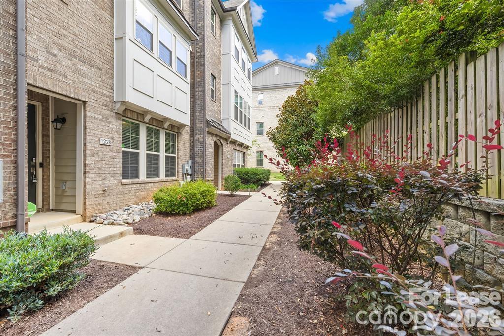 1228 Madison Towns Lane Charlotte NC 28209
