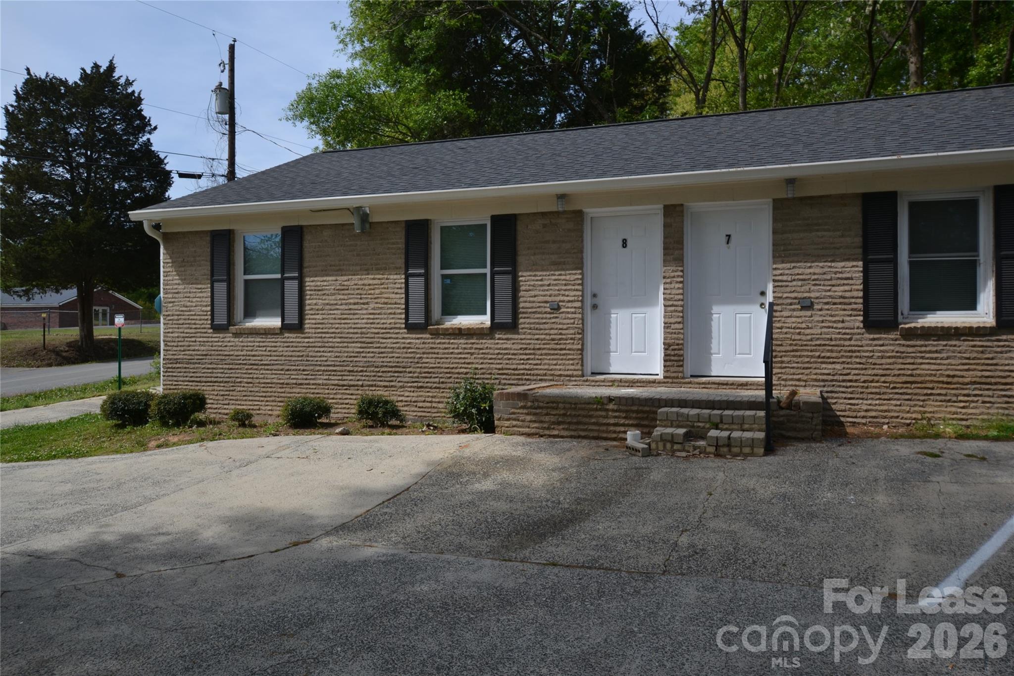 1212 Essex Avenue Gastonia NC 28052