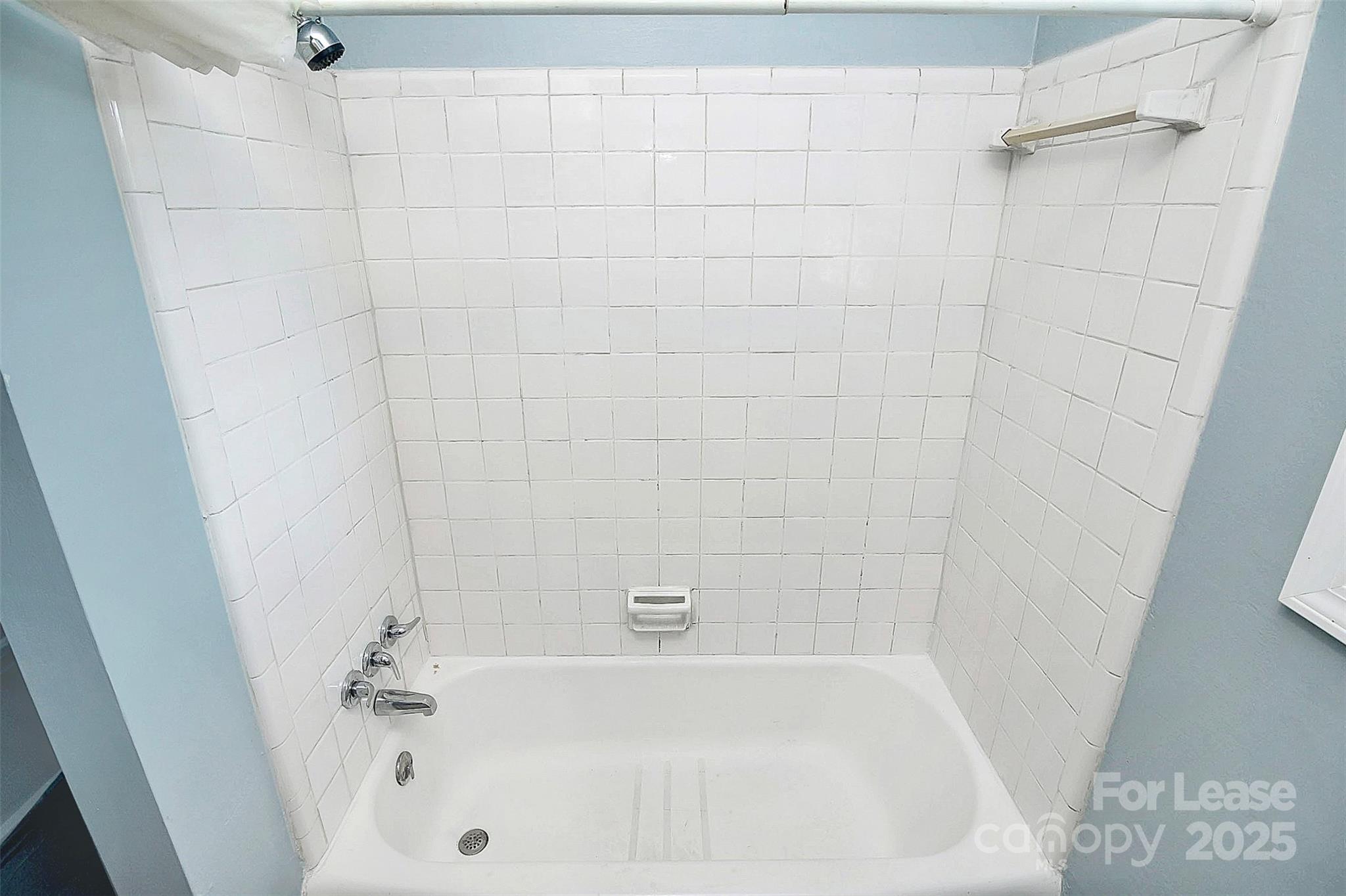 2244 English Drive Charlotte NC 28216