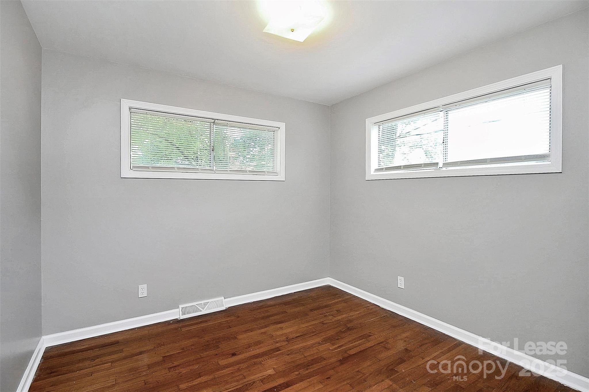 2244 English Drive Charlotte NC 28216