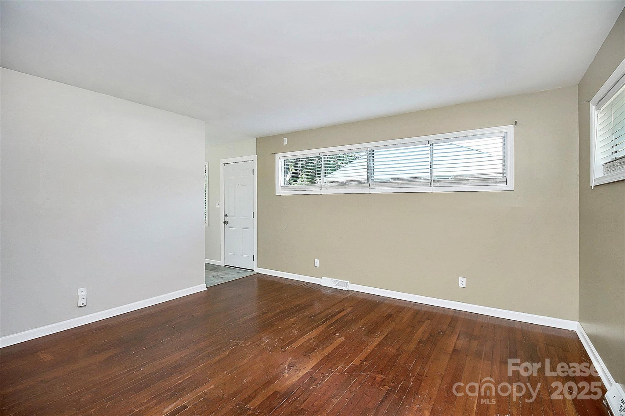 2244 English Drive Charlotte NC 28216