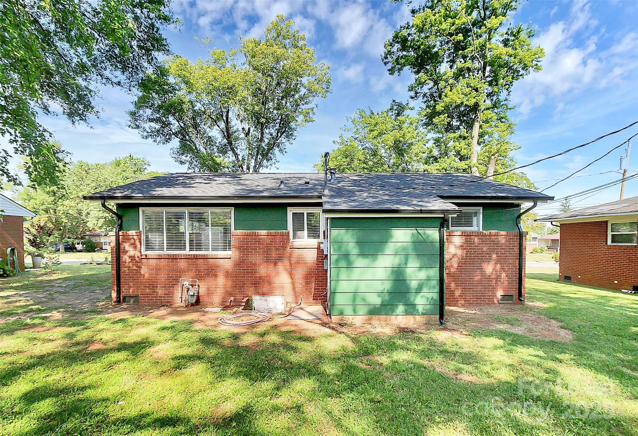2244 English Drive Charlotte NC 28216