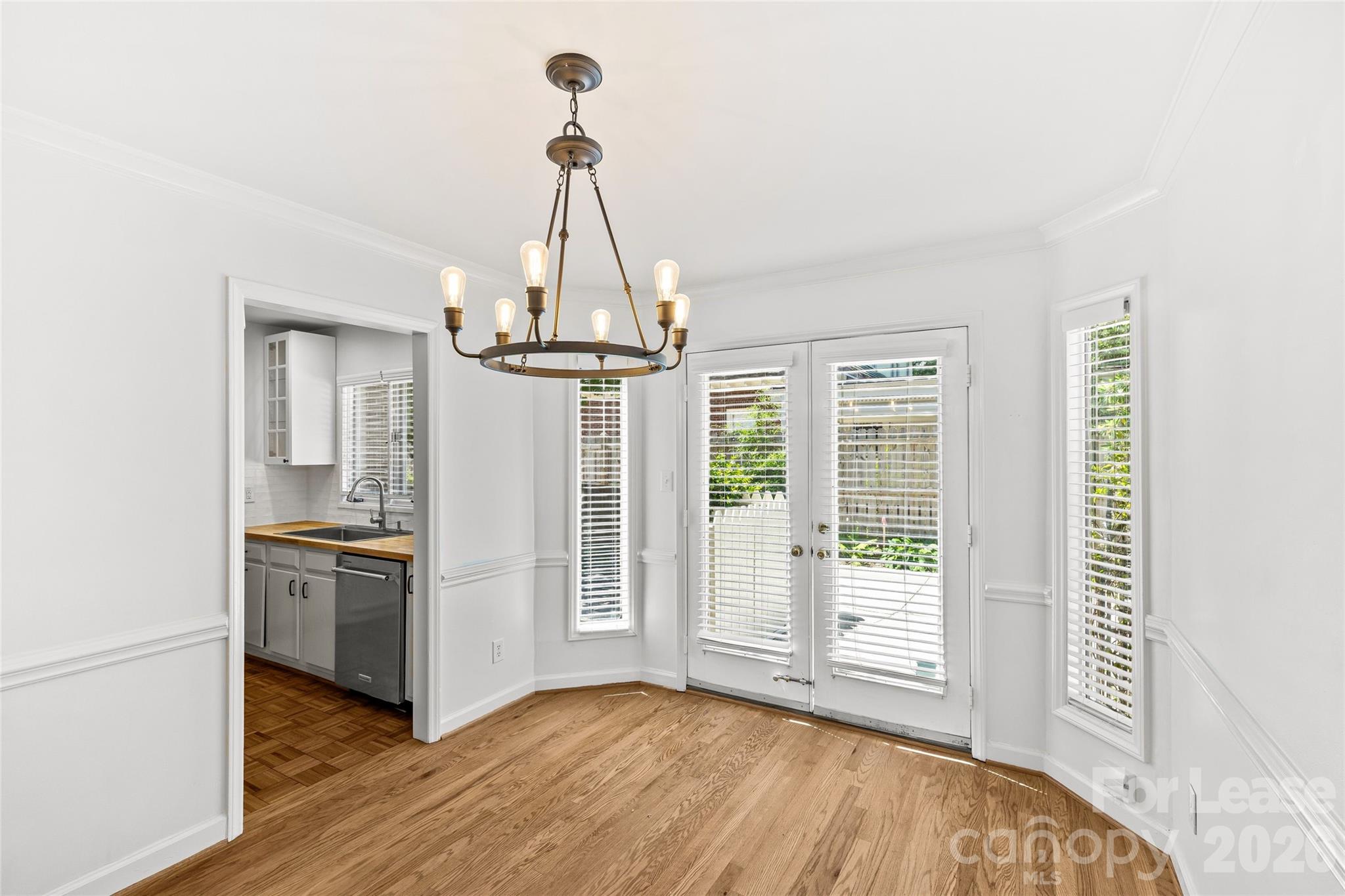 2330 Roswell Avenue Charlotte NC 28207