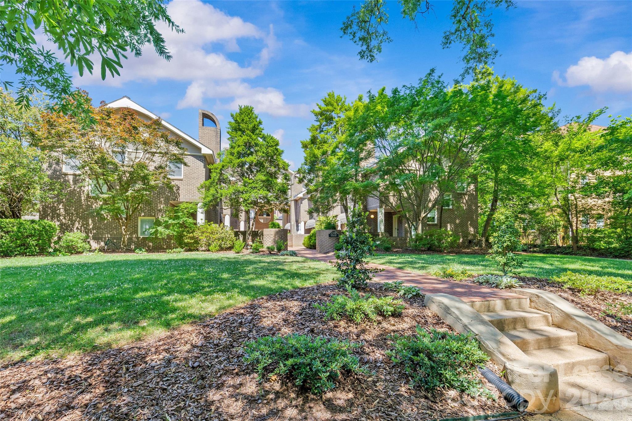 2330 Roswell Avenue Charlotte NC 28207